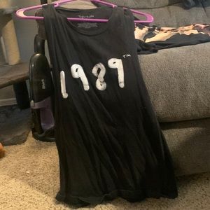 medium 1989 tank | Taylor Swift